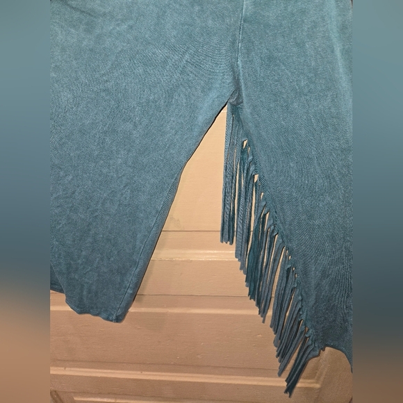 Flirty Fringe One Shoulder Fringe Long Sleeve Teal Top NWT - Picture 5 of 8